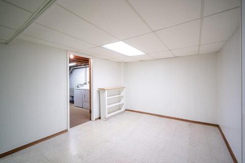 666 Marieda Dr, Cincinnati, OH 45245 photo 38