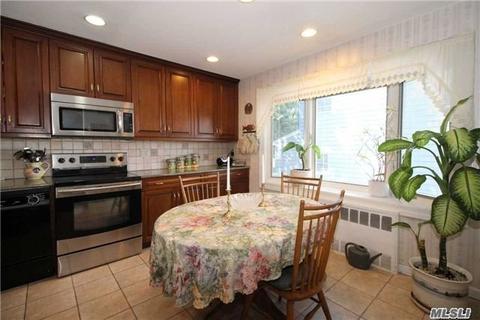 2628 Richwill Ct, Cincinnati, OH 45239 photo 9