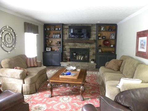 7467 Ginger Ln, Cincinnati, OH 45244 photo 2