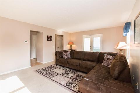 4656 Cardinal Dr, Cincinnati, OH 45244 photo 7