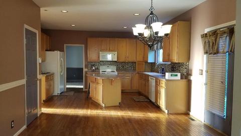 1883 Crest Rd, Forest Park, OH 45240 photo 8