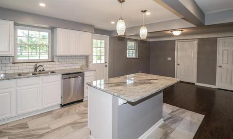 569 Sonny Ln, Cincinnati, OH 45244 photo 12