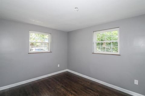 569 Sonny Ln, Cincinnati, OH 45244 photo 14