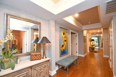 3944 Miami Rd #207, Mariemont, OH 45227 photo 9