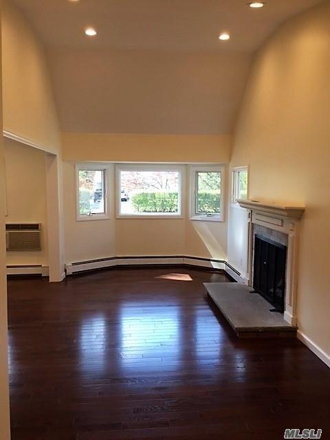 1009 Hollytree Dr, Cincinnati, OH 45231 photo 7