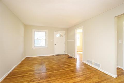 8919 Summit Ave, Blue Ash, OH 45242 photo 4
