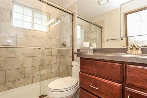 3249 Braewood Dr, Evendale, OH 45241 photo 29