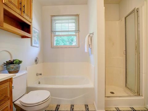9070 Foxhunter Ln, Cincinnati, OH 45242 photo 23
