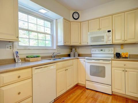 9070 Foxhunter Ln, Cincinnati, OH 45242 photo 15