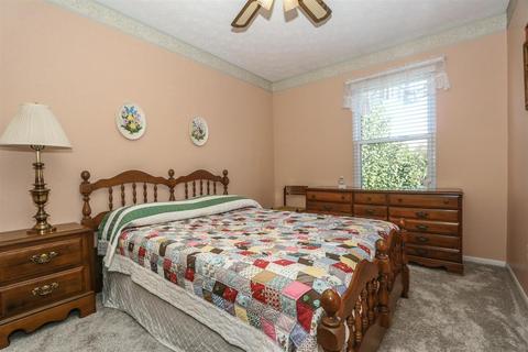 535 Constitution Sq, Cincinnati, OH 45255 photo 19