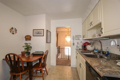 892 Hanson Dr, Forest Park, OH 45240 photo 12