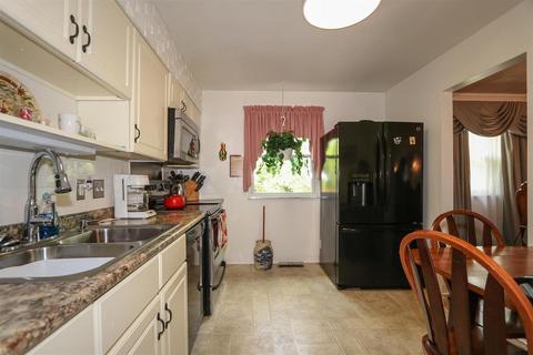 892 Hanson Dr, Forest Park, OH 45240 photo 11