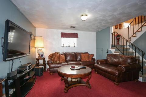 892 Hanson Dr, Forest Park, OH 45240 photo 6