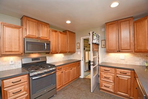 4174 Mclean Dr, Cincinnati, OH 45255 photo 9