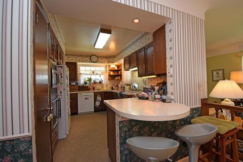 3323 Gerold Dr, Cincinnati, OH 45238 photo 8
