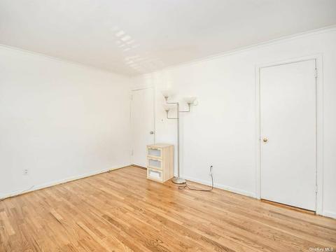 78 Hadley Rd, Greenhills, OH 45218 photo 14