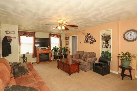 629 Broadway St, Blanchester, OH 45107 photo 8