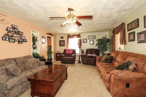629 Broadway St, Blanchester, OH 45107 photo 9