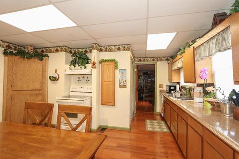 629 Broadway St, Blanchester, OH 45107 photo 14