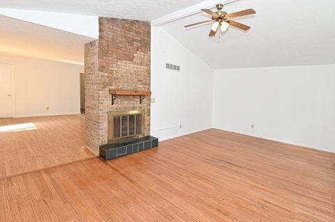 716 Miles Ln, Cincinnati, OH 45245 photo 5