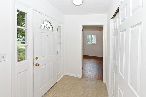 716 Miles Ln, Cincinnati, OH 45245 photo 4