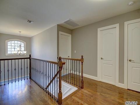 2052 Third Ave, Cincinnati, OH 45224 photo 18