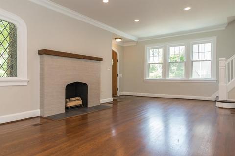 3265 Lambert Pl, Cincinnati, OH 45208 photo 4