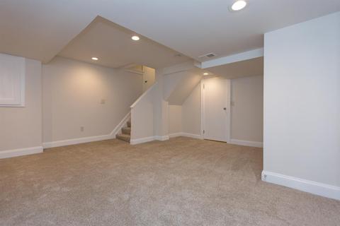 3265 Lambert Pl, Cincinnati, OH 45208 photo 21