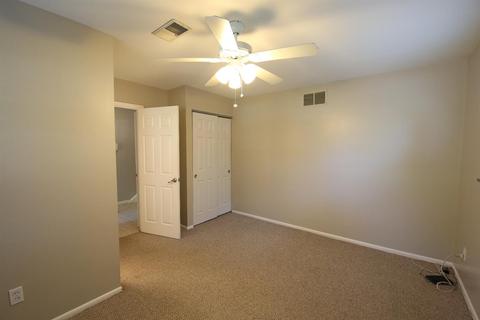 146 Junedale Dr, Greenhills, OH 45218 photo 19