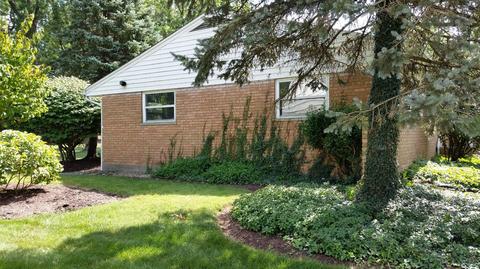 8916 Cavalier Dr, Cincinnati, OH 45231 photo 4