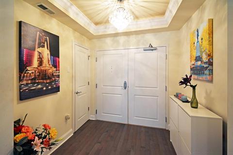 2233 Riverside Dr #3D, Cincinnati, OH 45202 photo 2