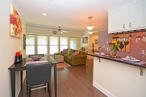2233 Riverside Dr #3D, Cincinnati, OH 45202 photo 3