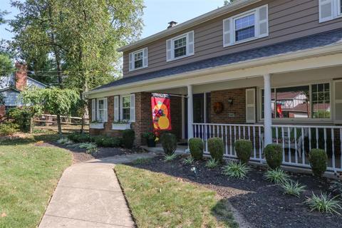 9718 Streambrook Dr, Cincinnati, OH 45231 photo 2