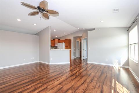 7595 Skyview Cir, Cincinnati, OH 45248 photo 3