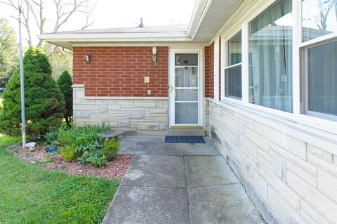 1809 Greenpine Dr, Cincinnati, OH 45231 photo 4
