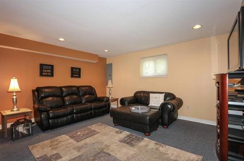 3831 Monets Ln, Evendale, OH 45241 photo 29