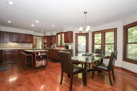 3831 Monets Ln, Evendale, OH 45241 photo 14
