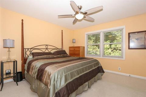 3831 Monets Ln, Evendale, OH 45241 photo 24
