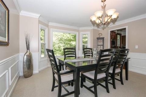 3831 Monets Ln, Evendale, OH 45241 photo 11