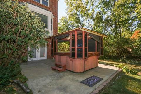 3831 Monets Ln, Evendale, OH 45241 photo 40