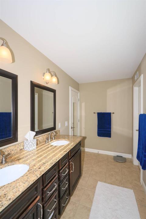 759 Delta Ave, Cincinnati, OH 45226 photo 17