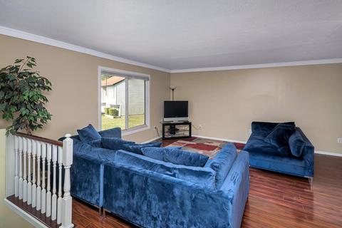 1218 Thomas Ct, Lincoln Heights, OH 45215 photo 6