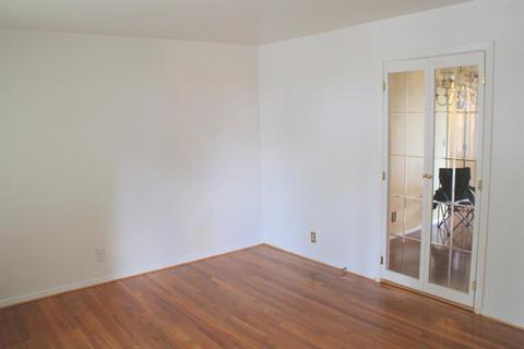 2389 Bluelark Dr, Cincinnati, OH 45231 photo 8
