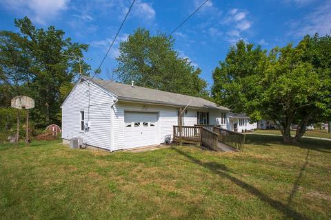 256 Fancy St, Blanchester, OH 45107 photo 4