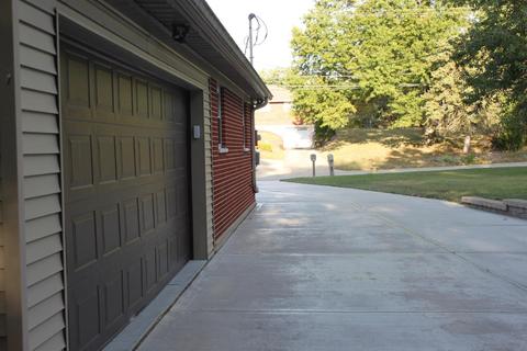 2630 Devils Backbone Rd, Cincinnati, OH 45233 photo 3