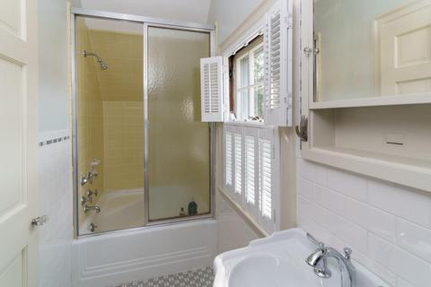 3601 Observatory Ave, Cincinnati, OH 45208 photo 27