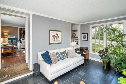 3601 Observatory Ave, Cincinnati, OH 45208 photo 8