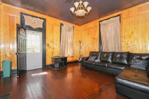1106 Kottman St, Cincinnati, OH 45214 photo 3