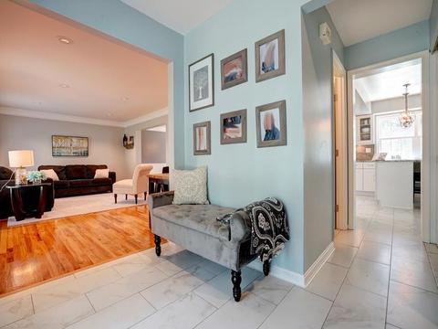5935 Beechtop Dr, Cincinnati, OH 45233 photo 2