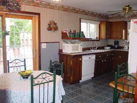 1028 Burns Ave, Wyoming, OH 45215 photo 2